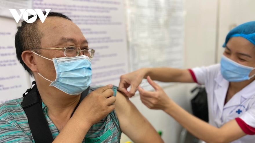 4 tỉnh thành phía Nam triển khai đánh giá hiệu quả tiêm chủng vaccine COVID-19